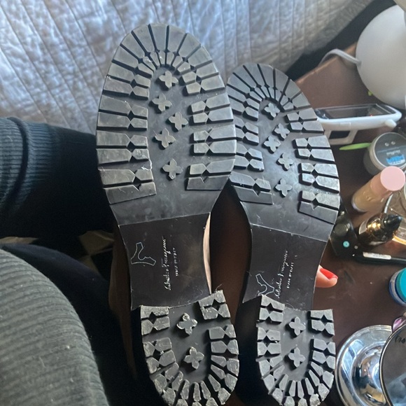 Salvatore Ferragamo Calf Suede shearling boots size 7.5 - Picture 10 of 12